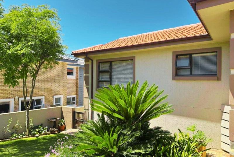 4 Bedroom Property for Sale in Monte Christo Western Cape